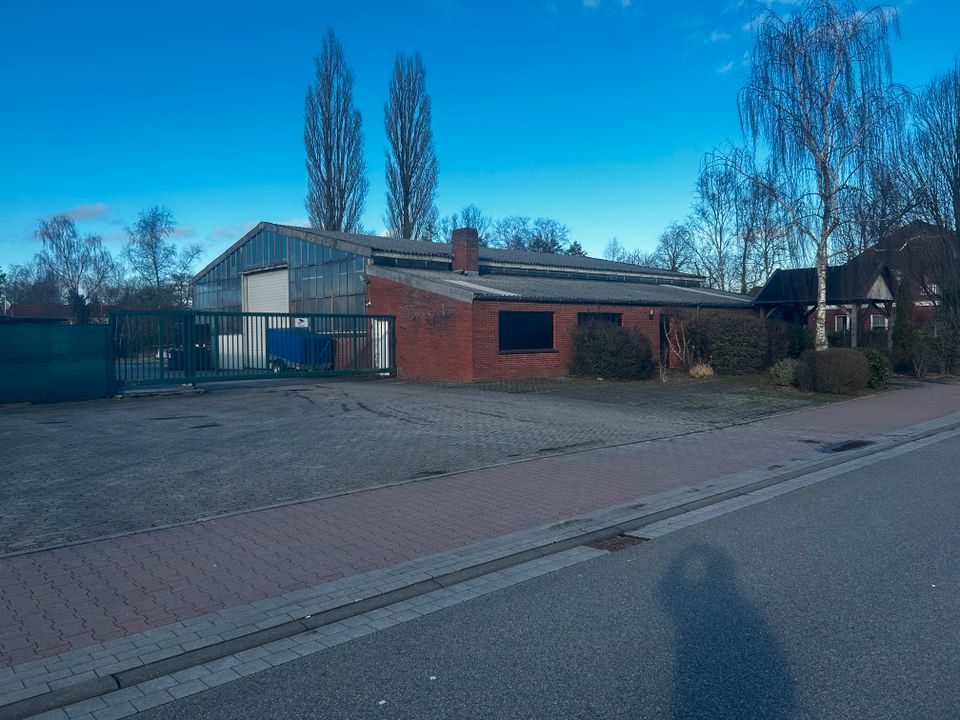 Lagerhalle auf 2500 qm großen Grundstück in Innenstadtlage zu verkaufen in Aurich