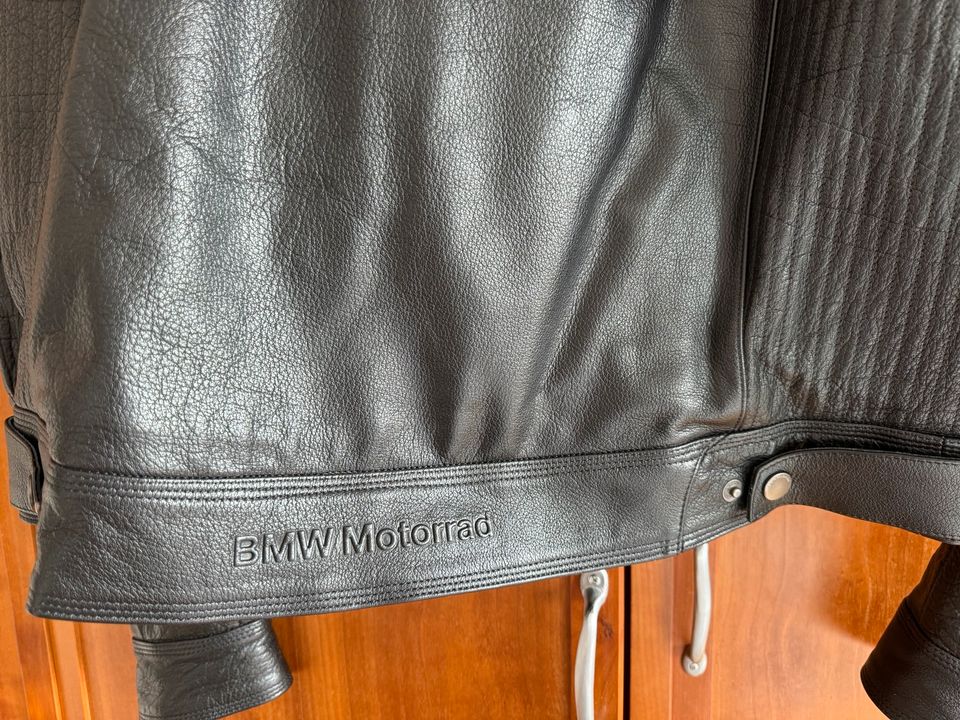 ❗️ORIGINAL BMW MOTORRADJACKE BÜFFELLEDER SCHWARZ GRÖSSE 56 ❗️ in Dresden