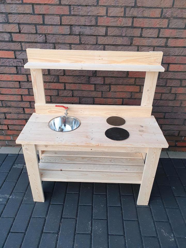 Vers. Höhen Matschküche Matschtisch Paletten Sandkasten Neu in Wiesmoor