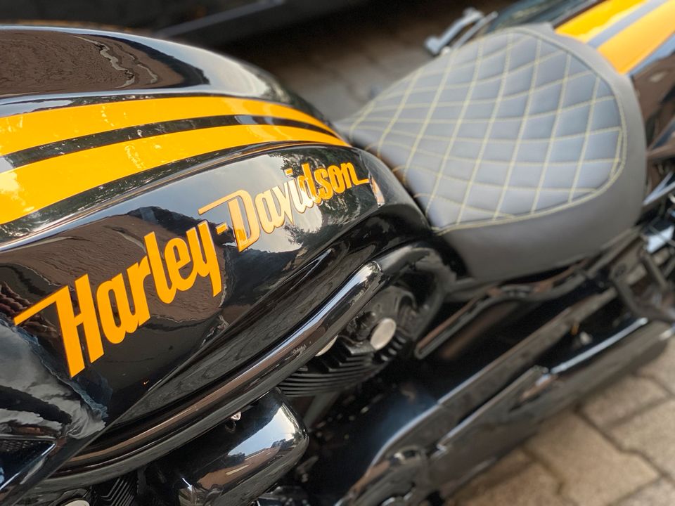 Harley-Davidson Night Rod Special/Custom in Leverkusen