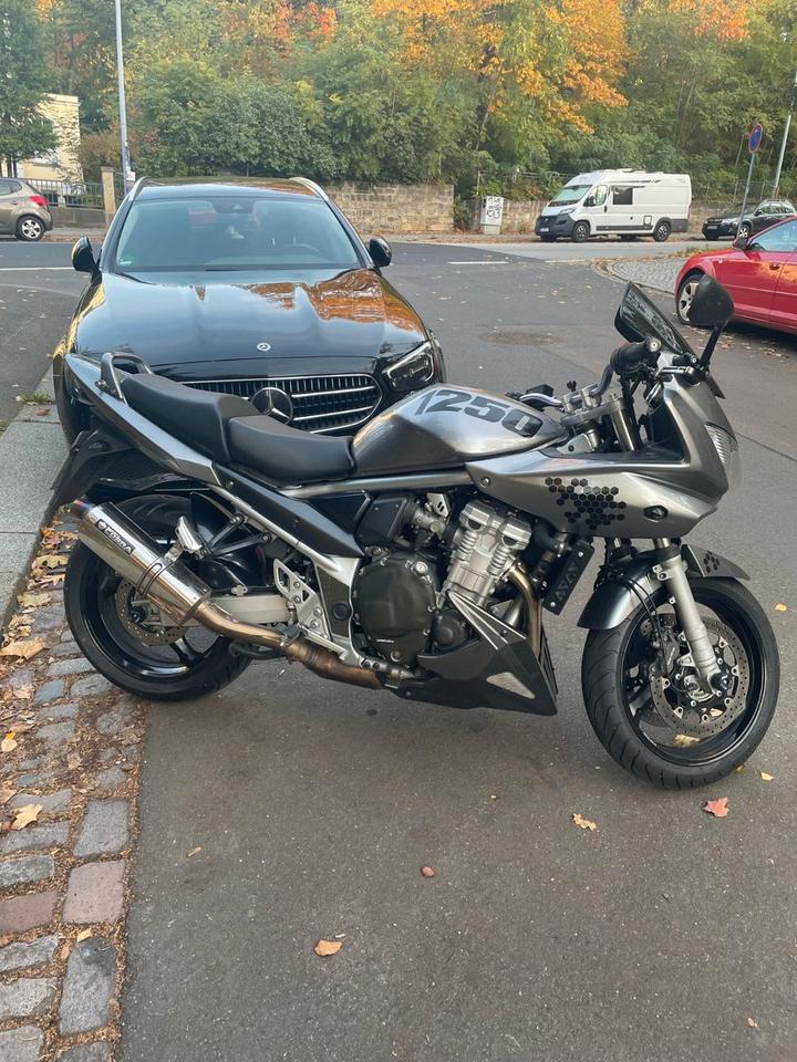 Suzuki GSF 1250 Bandit ABS Neue Reifen/Service/TÜV in Dresden