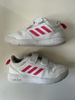 Adidas Turnschuhe Tensaur C in weiß mit pinken Streifen, Größe 28 Frankfurt am Main - Westend Vorschau