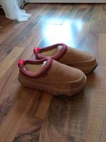 UGG Venture Neu gr 38 Düsseldorf - Benrath Vorschau