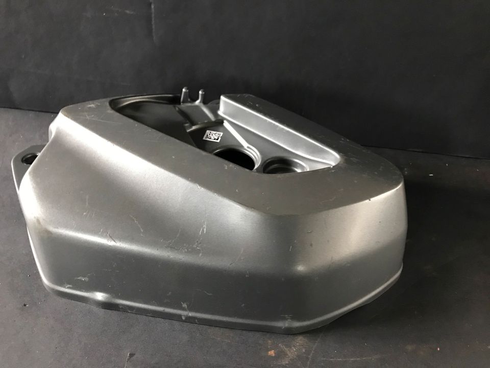 BMW R1250GS r1250rt Motor Deckel Ventildeckel 7923593 7923594 in Düsseldorf