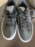 Puma Sneaker schwarz / Silber Neu Größe 39 Nordrhein-Westfalen - Steinhagen Vorschau