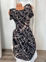 Kleid Vila XS Gr.34 Knielang Schwarz beige Nordrhein-Westfalen - Arnsberg Vorschau
