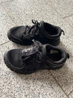 Nike Turnschuhe Gr. 38 =UK 5 Saarland - Mandelbachtal Vorschau