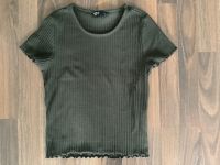 Frauen kurzatmig Pullover, T-Shirt in S von Only. Nordrhein-Westfalen - Hattingen Vorschau