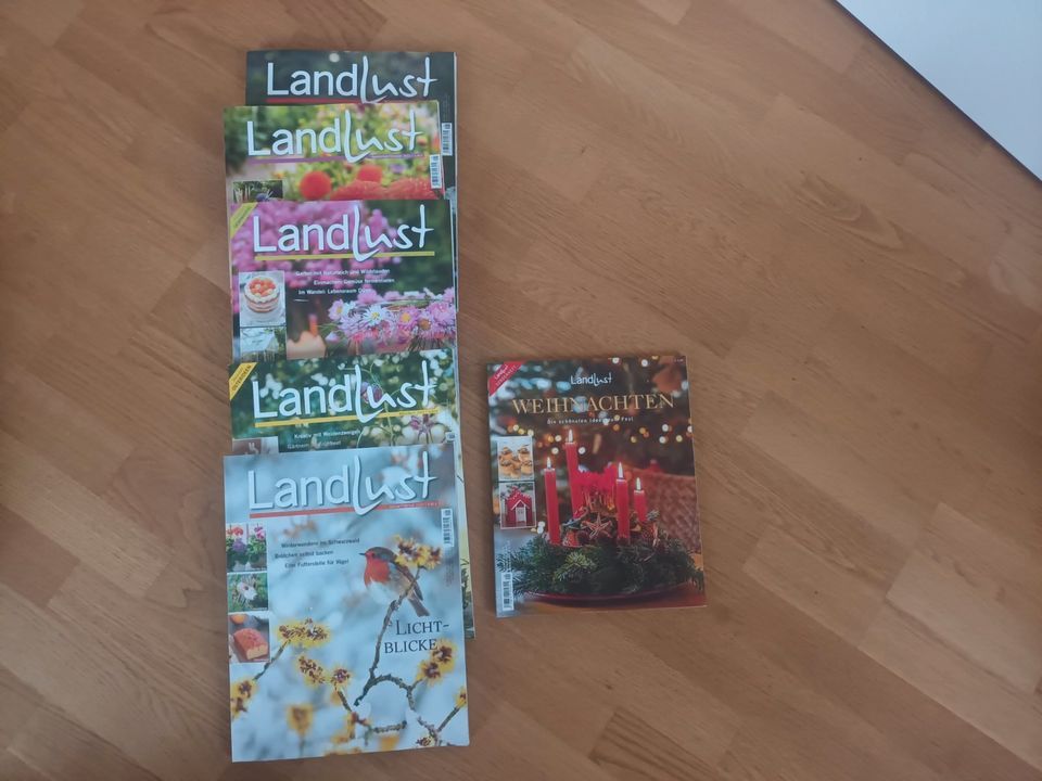 Landlust Zeitschriften Rezepte Dekoration Gartentipps Jahr 2023 in Germering