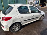 Peugeot 206+ kotflügel Motorhaube Tür Heckklappe Nordrhein-Westfalen - Gevelsberg Vorschau