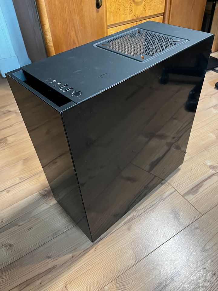 NZXT S340 Mid-Tower Case in Leipzig