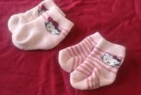 2 Paar Hello Kitty Socken Gr. 16-18 Sachsen-Anhalt - Magdeburg Vorschau