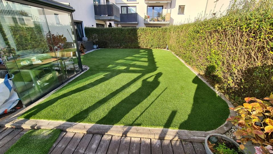 Kunstrasen verlegen Rasen Ersatz Rollrasen Garten Terrasse Balkon in Todendorf