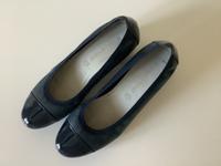 Damenschuh Gr 39 dunkelblau Leder antistatisch wie NEU Hessen - Hanau Vorschau
