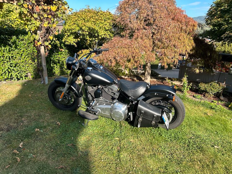 Harley-Davidson Softail Slim (EZ 07/2012) in Gernsbach