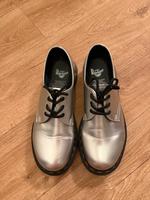 Vegane Dr Martens (Gr. 39) Sendling - Obersendling Vorschau
