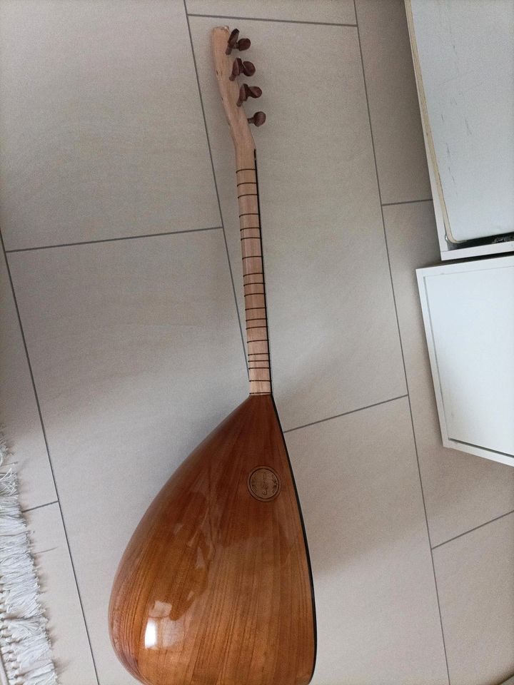 Saz Bağlama Gitarre Kurzhalz in Dortmund