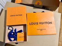 Louis Vuitton Geschenkbox 17x17x5 cm Band und Rechnungstüte Bayern - Karlsfeld Vorschau