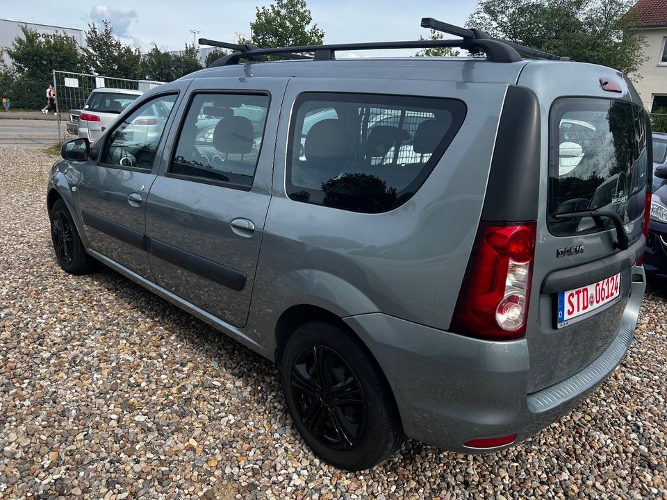 Dacia Logan MCV Laureate 1,6 *Klima*8-fach bereift* in Buxtehude