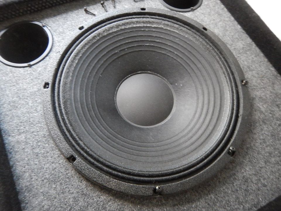 Ampeg BSE 115 made in USA NEU +  Eminence Omega PRO-15A NEU in Stuttgart