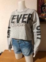 Crop locker Sweatshirt Hoodie „never babe Cry“ Gr.M Hessen - Stadtallendorf Vorschau