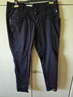 Schwarze Tredy Hose mit Spitzenabschluß Gr. 44 Dortmund - Mengede Vorschau