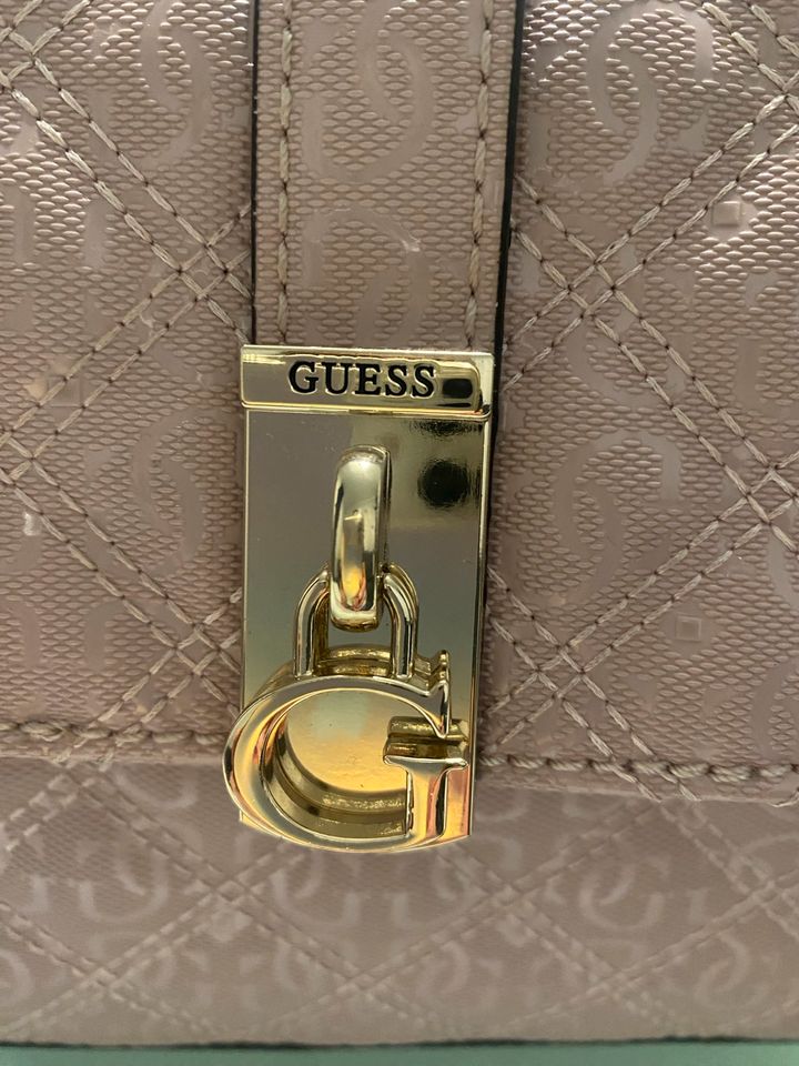 Guess Tasche in Gersthofen