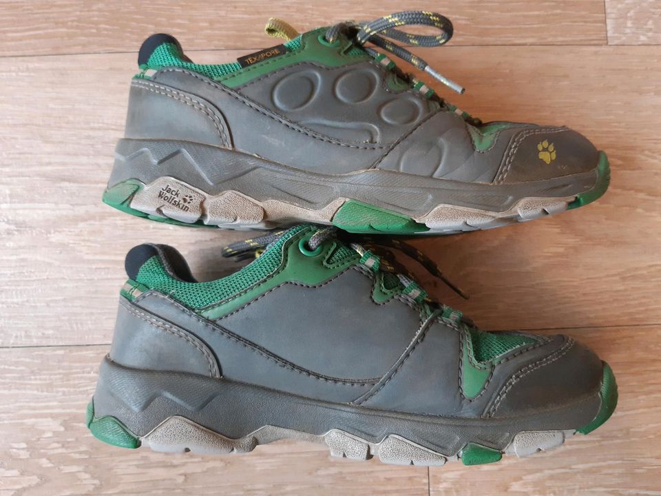 Jack Wolfskin Trekkingschuhe 31 grün Texapore Wanderschuhe in Düsseldorf