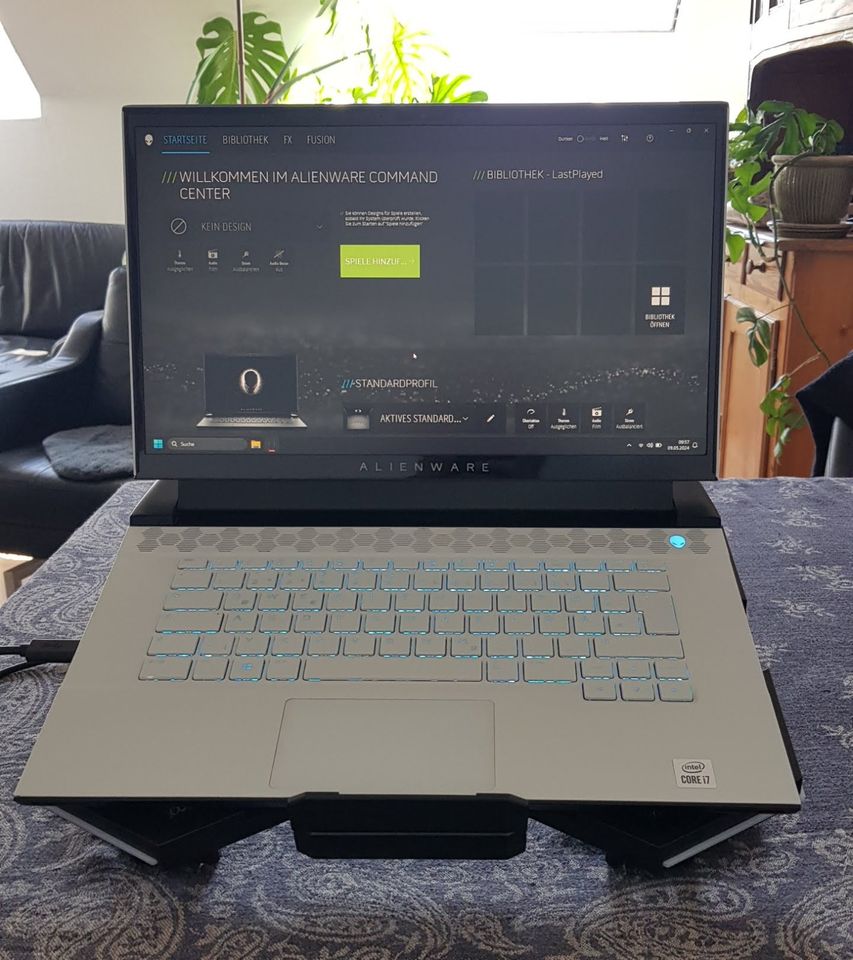 Alienware M15 R4 Gaming Laptop mit Core i7 und RTX 3070 in Merchweiler