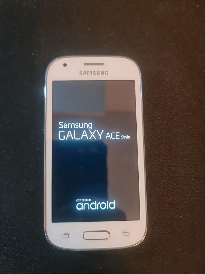 Samsung Galaxy Ace Style - SM-G310HN in Nersingen