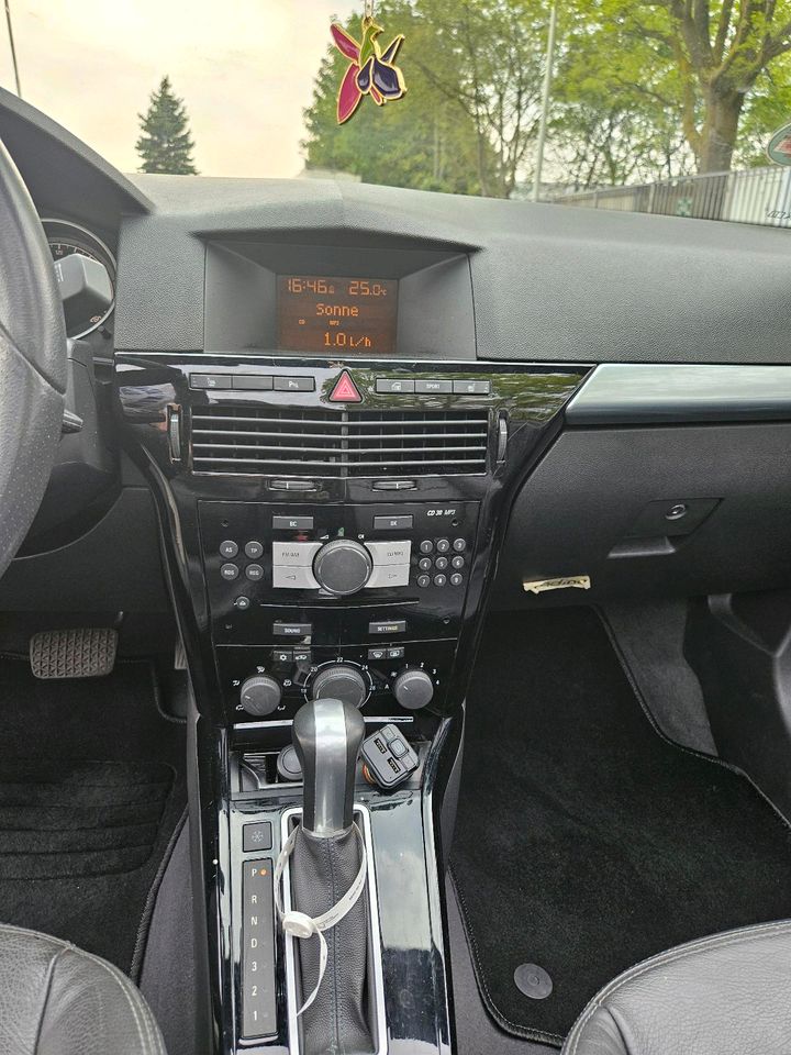 Opel Astra twintop 1.8 in Nettetal