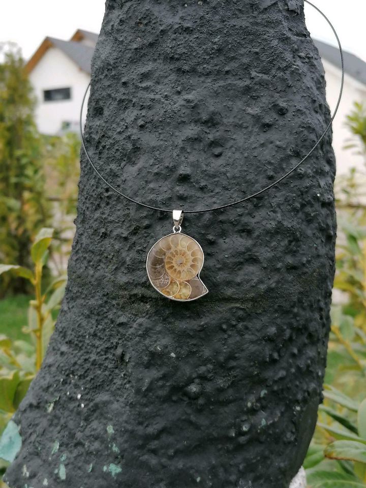 Kettenanhänger,Mineralien, Quarz,Naturstein, Heilstein,Chakra in Bräunlingen