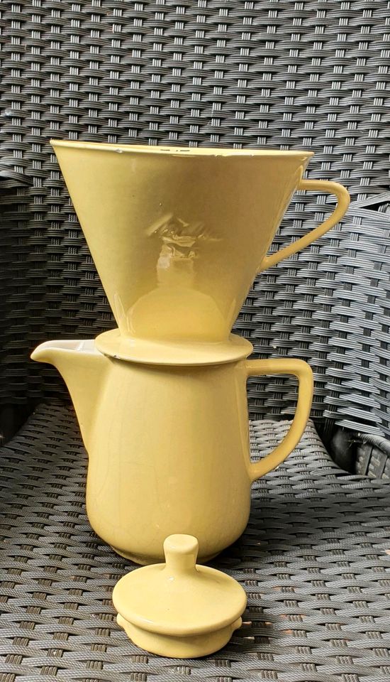 Melitta Kaffeefilter gelb & Kaffeekanne in Beckum
