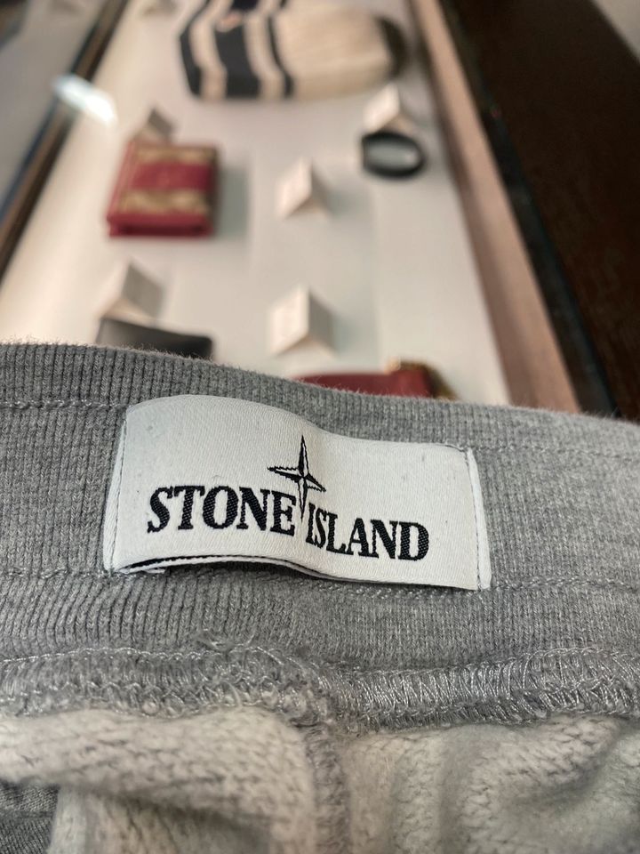 Stone Island Graue Cargo Jogginghose in Augsburg