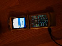 Vintage Mobiltelefon Klapp Handy  Motorola Razr v3 Kult Niedersachsen - Ostrhauderfehn Vorschau