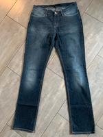 TOP Escada Sport Jeans Gr. 38 Modell Luca dunkelblau Bayern - Gröbenzell Vorschau