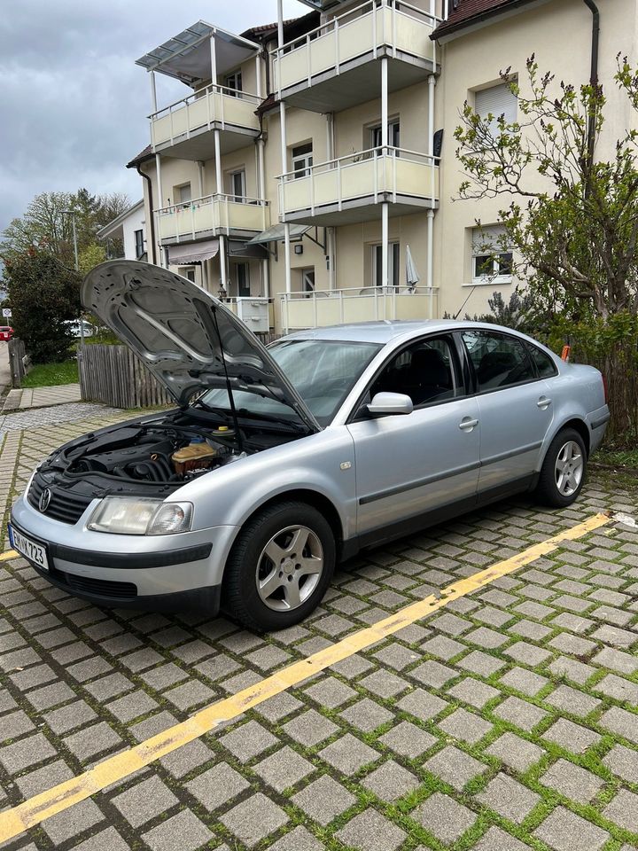 VW Passat benziner 1,6 in Waldkirch