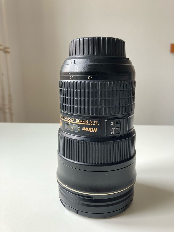 Nikon AF-S NIKKOR 24–70 mm 1:2,8G ED - kaum genutzt in Berlin