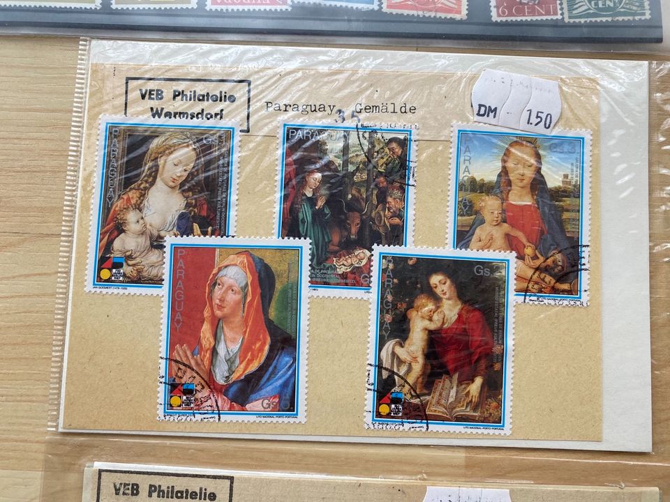 Diverse Briefmarken in Wiesbaden