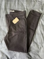 Levi’s Jeans 310 shaping super skinny schwarz 30/28 NEU Sachsen-Anhalt - Schönebeck (Elbe) Vorschau