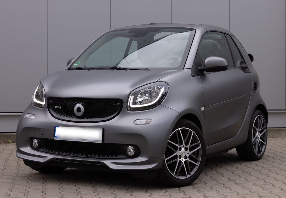 Smart ForTwo Brabus Xclusive 109PS + Winterreifen in Düsseldorf