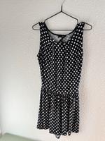 süßer gepunkteter umpsuit sommerlich kurze Hose Einteiler Sachsen - Pirna Vorschau
