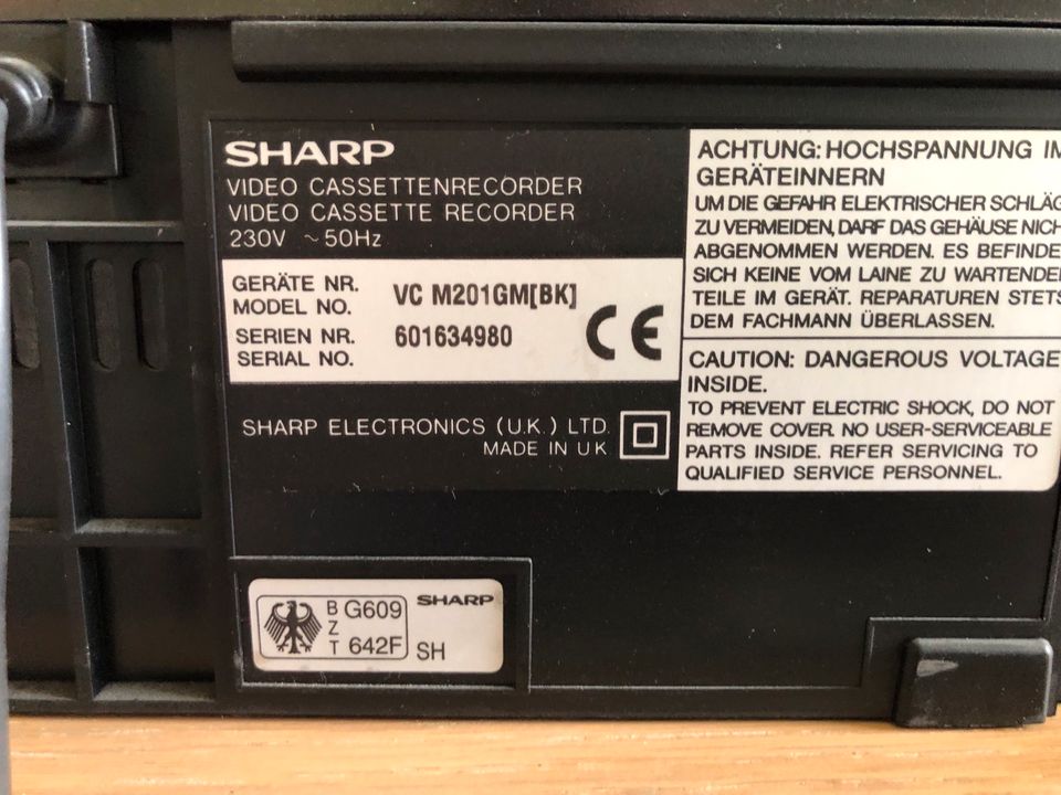 Sharp VHS Videorekorder in Haan