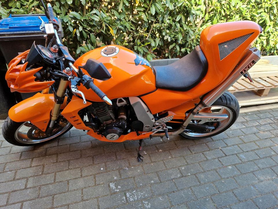 Kawasaki Z1000 in Schwerin