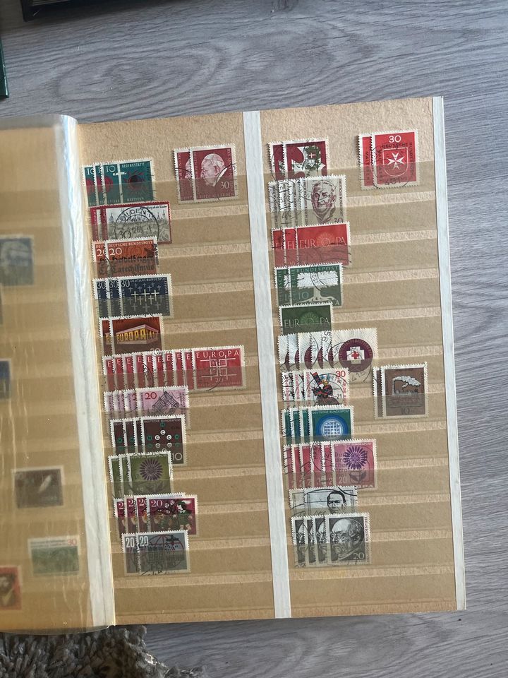 große Briefmarken Sammlung in Wuppertal