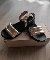 Damen Sandalen aus echtem Leder Marke Fred de la Bretoniere Hessen - Eschwege Vorschau