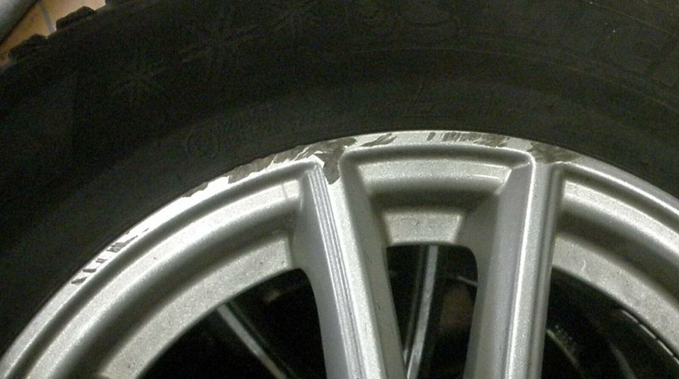 Audi A4 Mercedes B-, C-, E-Klasse Winterräder 205/60 R16 92H Alu in Rehna