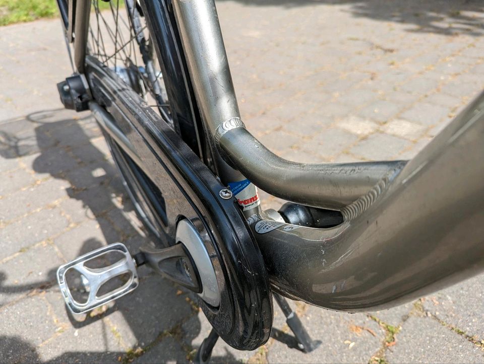 E-Bike Winora, 28 Zoll, C1, guter Zustand mit Akku und Ladegerät in Weiterstadt