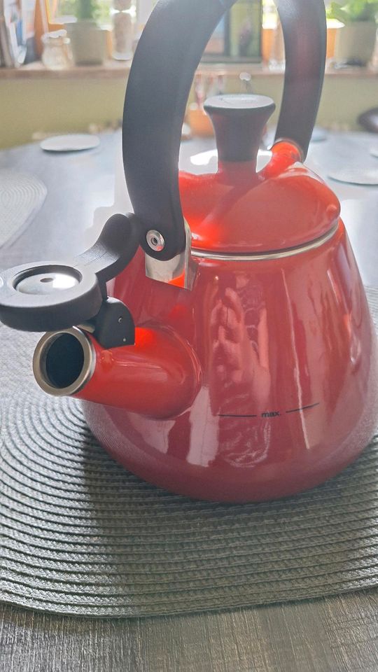 le creuset wasserkessel in Dreschvitz