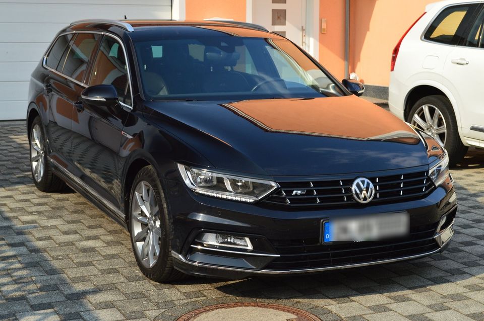 VW Passat Variant R-Line 4-Motion TDI DSG MwsT ausweisbar! in Ingolstadt